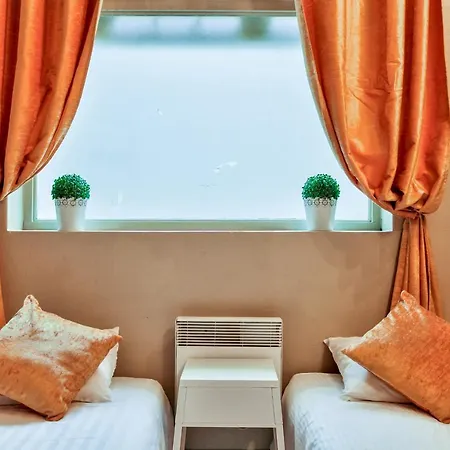 06 Design Flat Grands Boulevards Апартаменты Париж